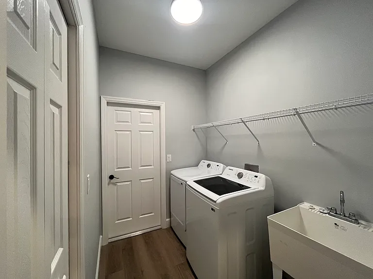 3904 Osprey Pointe Cir — Photo 17