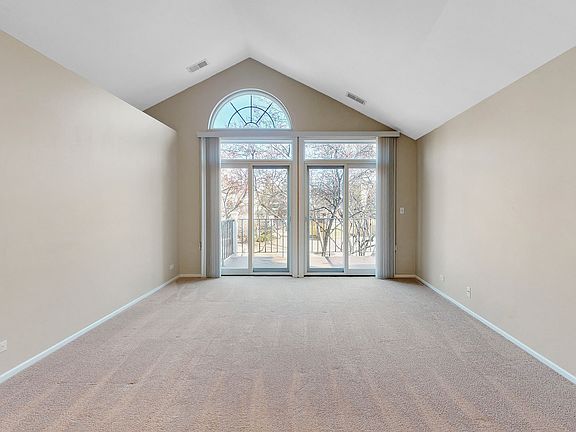 5th image of 426 Cromwell Cir Unit 3