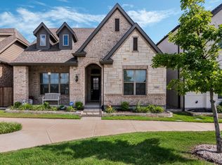 5616 Traveller Dr, North Richland Hills, TX 76180