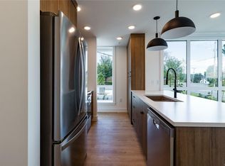 201 Dogwood Dr #101, Ladysmith, BC