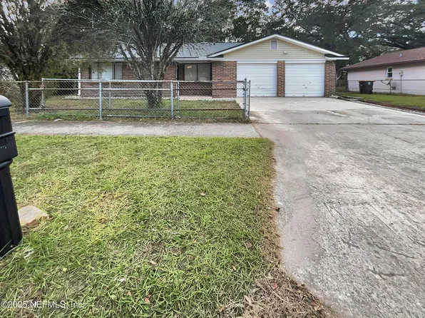 4240 Oriely Dr, Jacksonville, FL 32210