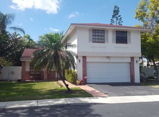 531 Auburn Way, Davie, FL 33325