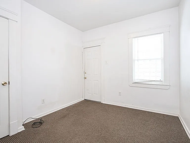6911 Franklin Ave — Photo 9
