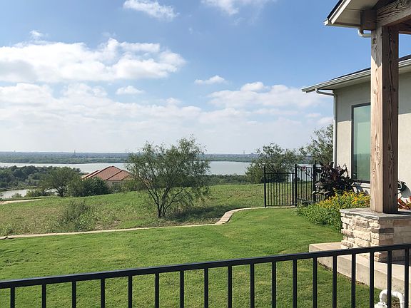 2nd image of 3167 Sanctuary Dr