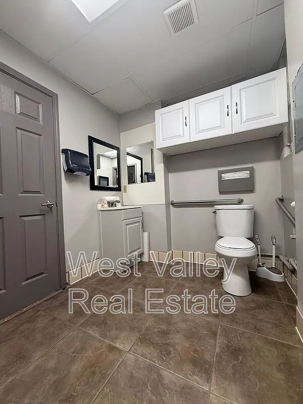 Studio, 540 sqft, $925 — Photo 4