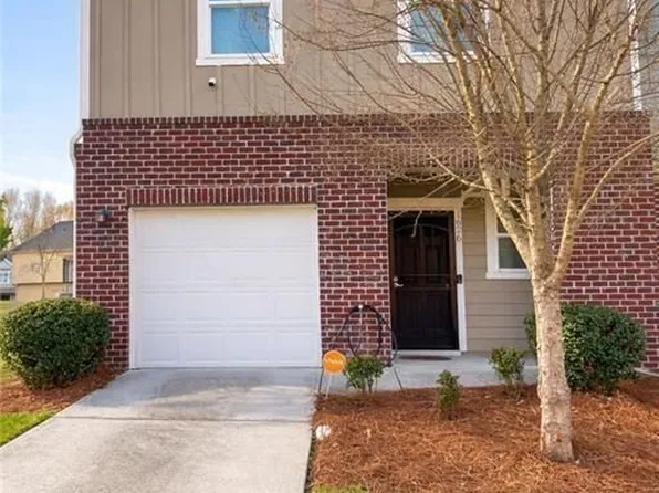 1626 Larkspur Trl, Conyers, GA 30012