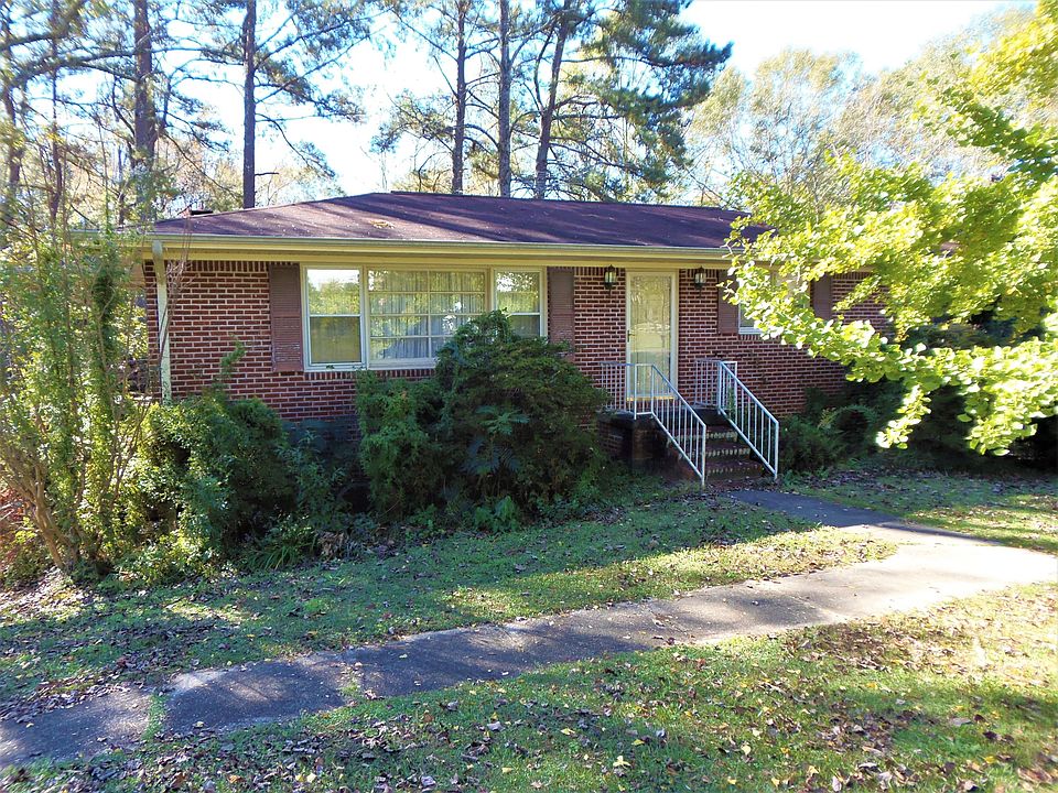 1st image of 203 Fairlane Cir
