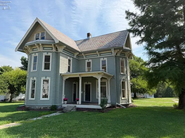 32 Townsend St, Greenwich, OH 44837