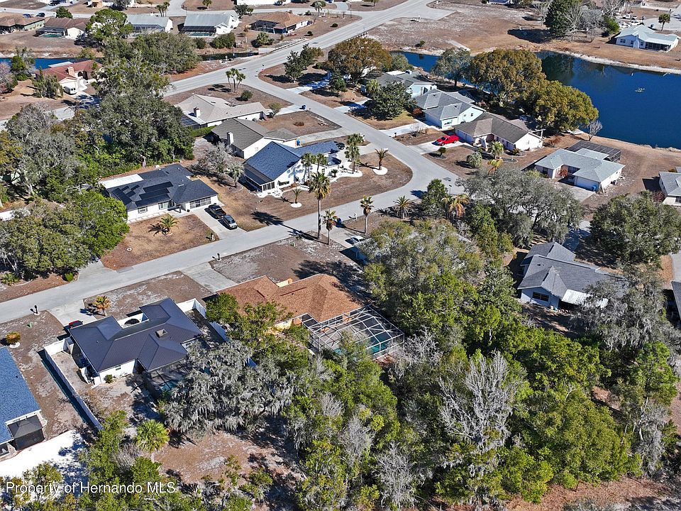 7256 McGinnes Ct, Weeki Wachee, FL 34613 | Zillow