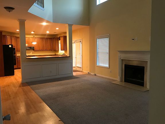 4th image of 3919 Elm Trace Dr