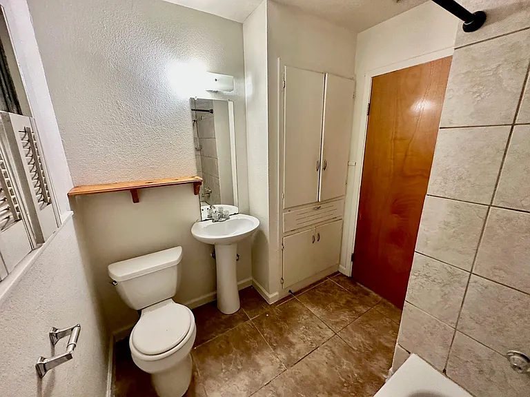 931 Cheatham St — Photo 29