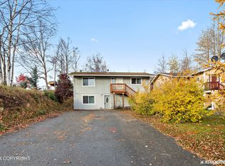 8100 Seacliff St, Anchorage, AK 99502