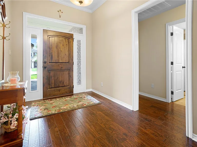 2524 Warkworth Ln — Photo 13