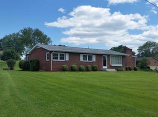 485 Glen Oak Cir, Ridgeway, VA 24148