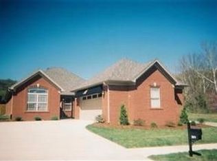 201 Christa Lynn Rd, New Albany, IN 47150