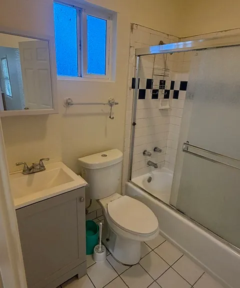 1446 S Aurora St — Photo 11