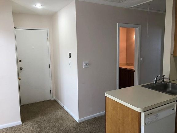2nd image of 119 Tall Oaks Dr Unit H