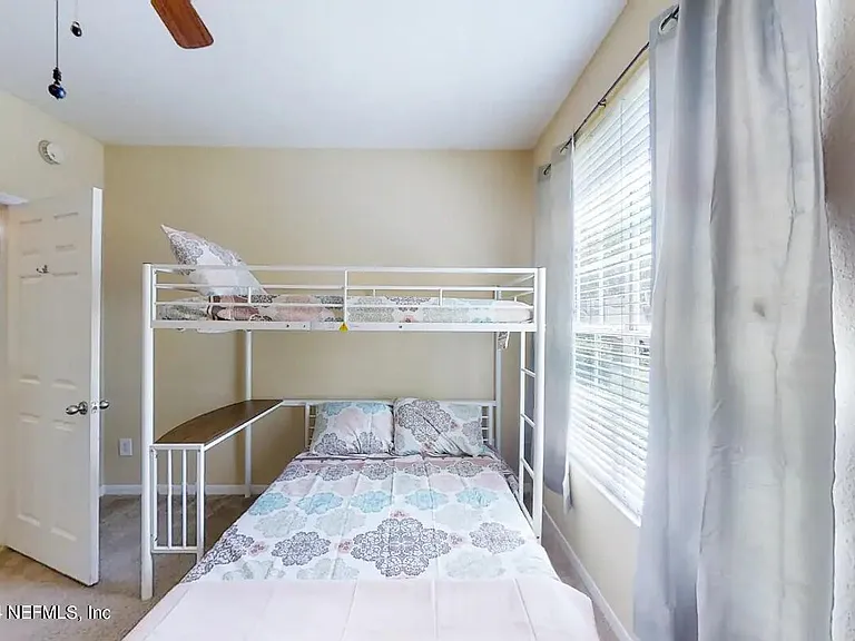 13703 Richmond Park Dr N #1905 — Photo 2