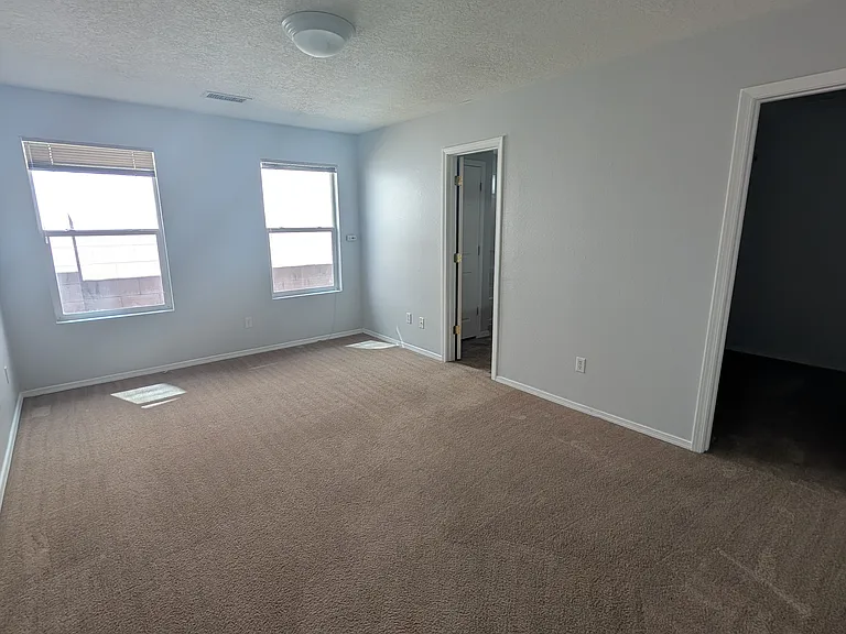 10815 McMichael Ln SW — Photo 5