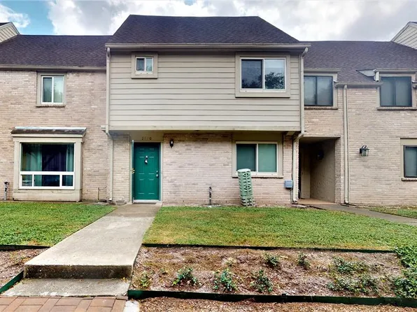 2120 Hazlitt Drive, Houston, TX 77032