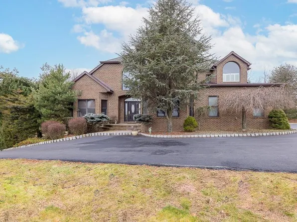 6 Stammers Lane, Stony Point, NY 10980