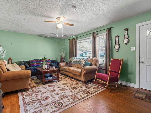 3rd image of 2501 Withers St.
