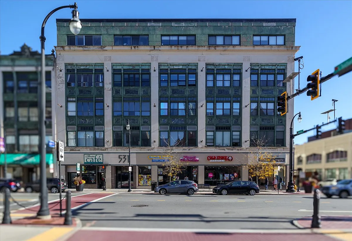 531 Main St — Photo 1