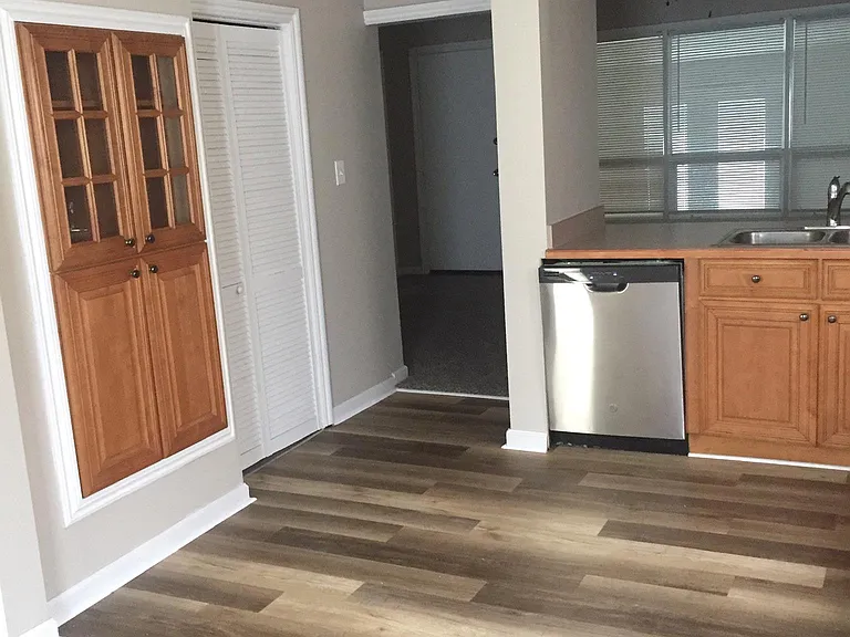 21670 Tulane Ave — Photo 24