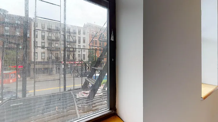 Rented by Bond New York | media 13