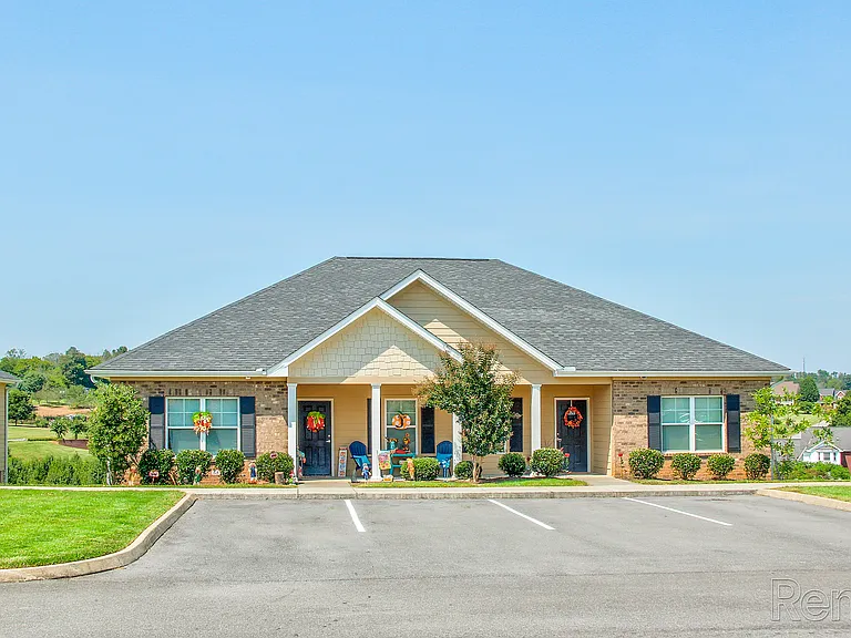 Knob Ridge Apartments — Photo 5