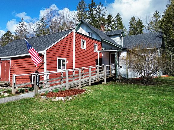 5th image of 1008 Cape Jellison Road