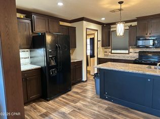 4584 Dunaway Rd, Bascom, FL 32423