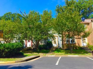 2864 Great Oak Ct, Falls Church, VA 22042