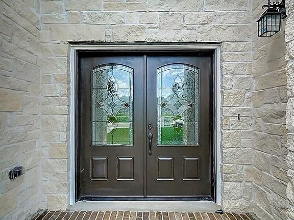 5th image of 17903 Pleasantglen Ct