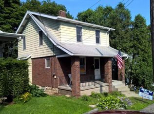 82 Martsolf Ave, Pittsburgh, PA 15229