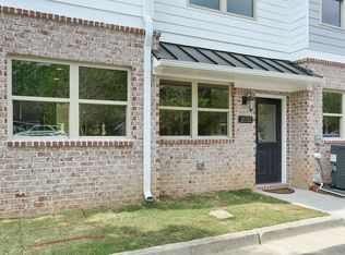 2038 Bolton Rd NW #B4, Atlanta, GA 30318