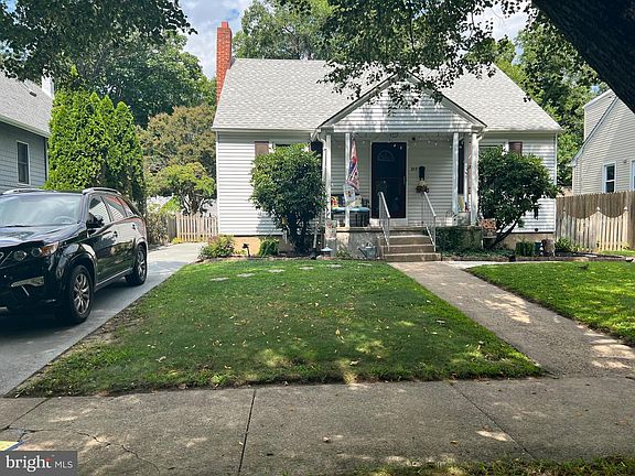 2nd image of 217 Elm Ave