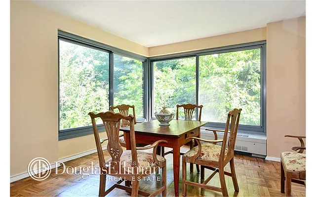 Sold by Douglas Elliman | media 21