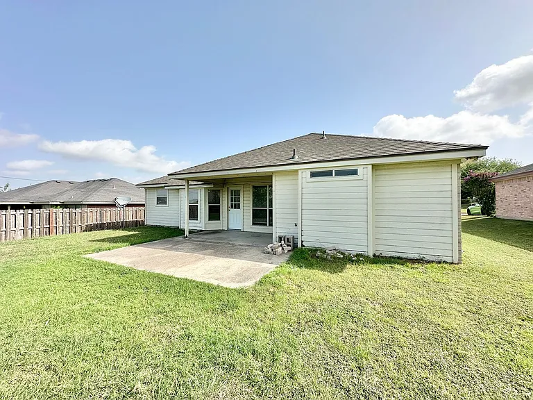2508 Edgefield St — Photo 42