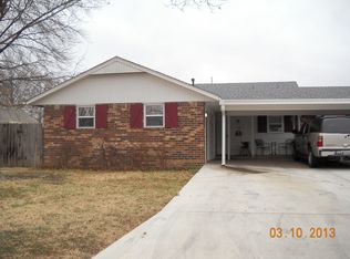1016 W 17th St, Claremore, OK 74017