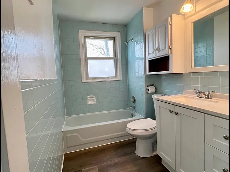 754 Arlington Ave — Photo 10