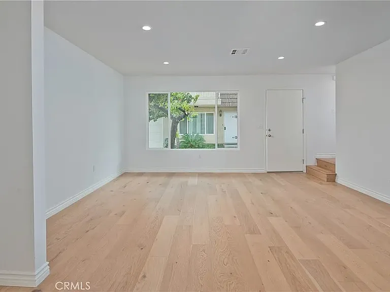 8839 Cedros Ave #2 — Photo 9
