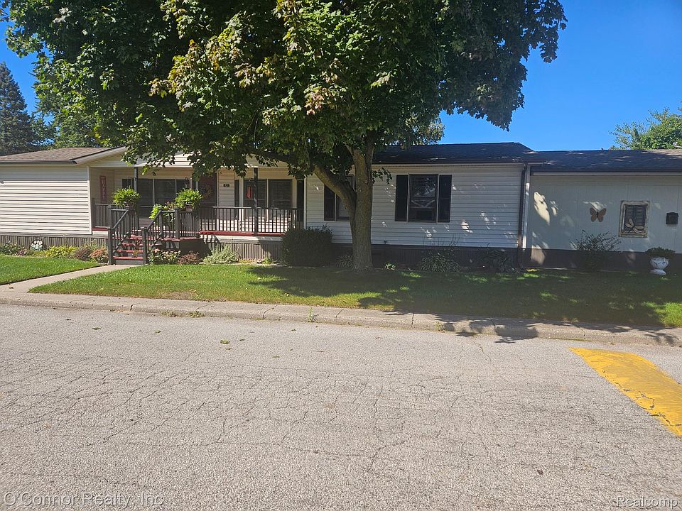 1st image of 3333 Ravenswood Rd Lot 52