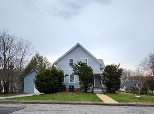 36 Litchfield Ave, Southbridge, MA 01550