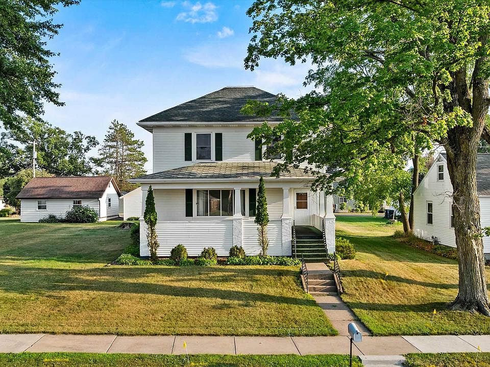 1st image of 119113 LARCH STREET