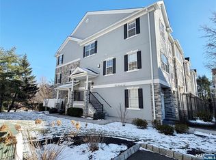 13 Whiteweld Ter, Clifton, NJ 07013