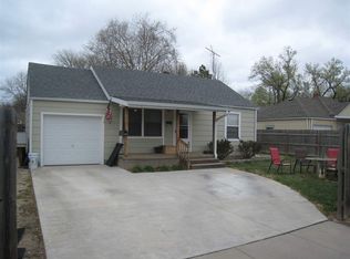 842 S Elpyco Ave, Wichita, KS 67218