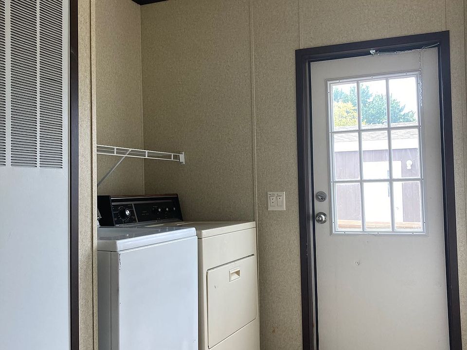 2nd image of 3601 NW Lime Ct