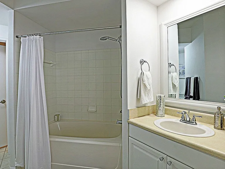15645 Ocean Walk Cir #116 — Photo 14