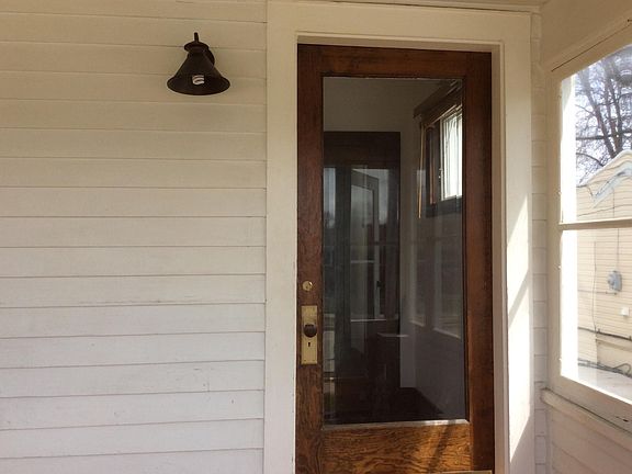 4th image of 22807 Violet St